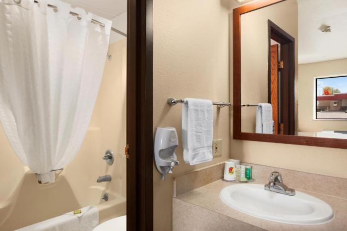 Super 8 By Wyndham Columbus Hotel Bilik gambar
