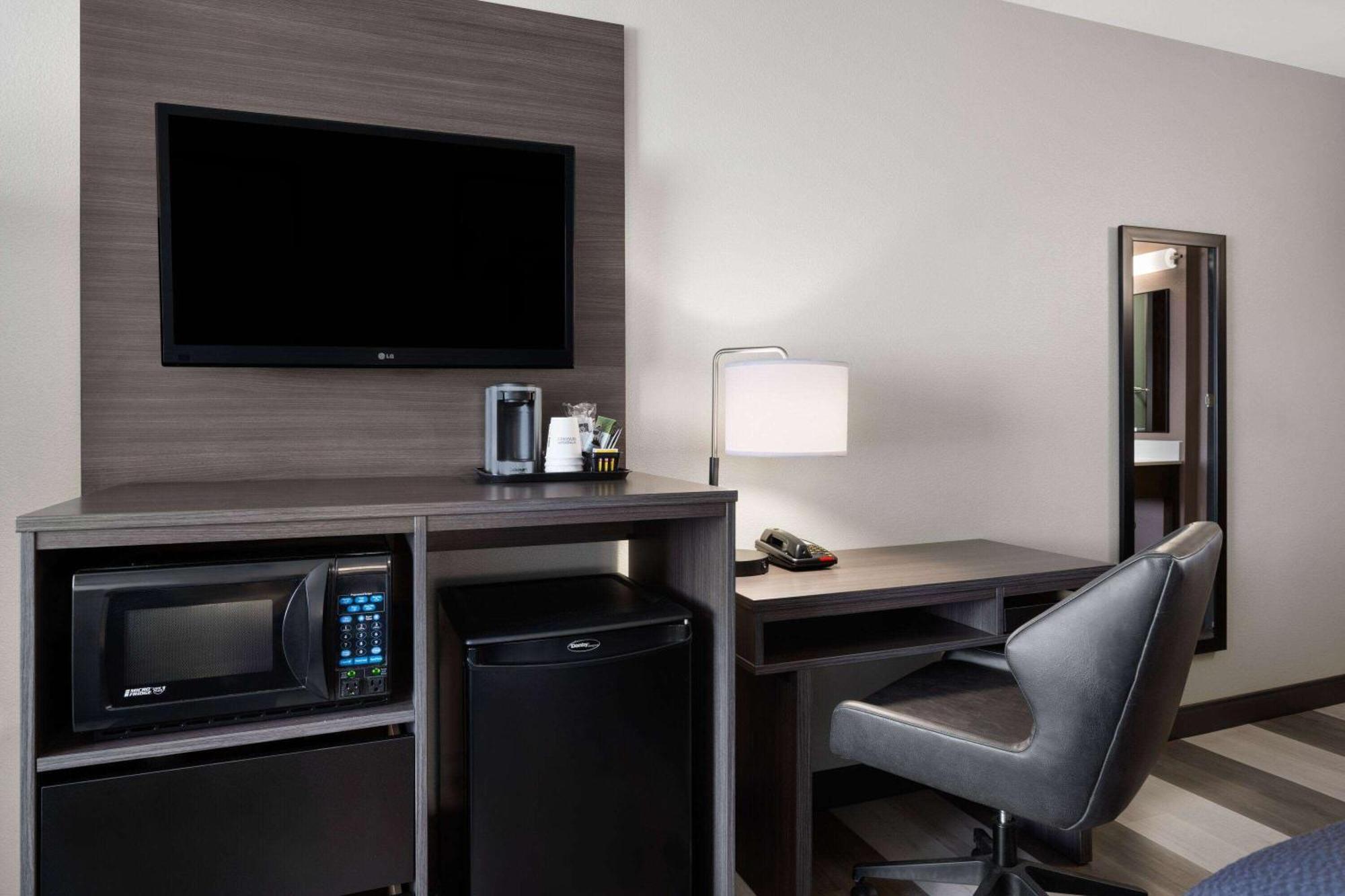 Super 8 By Wyndham Columbus Hotel Luaran gambar