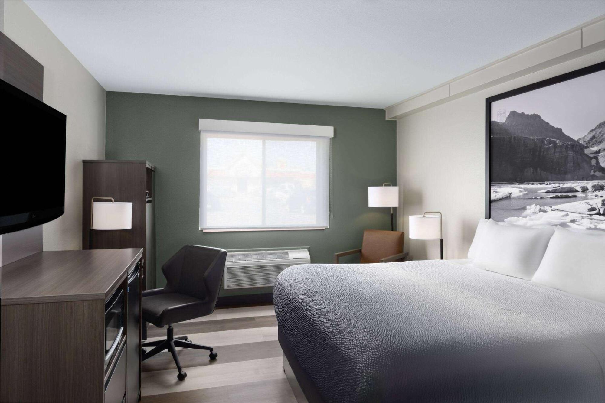 Super 8 By Wyndham Columbus Hotel Luaran gambar